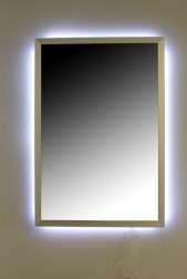Infrarot-Spiegelheizung mit LED-Beleuchtung